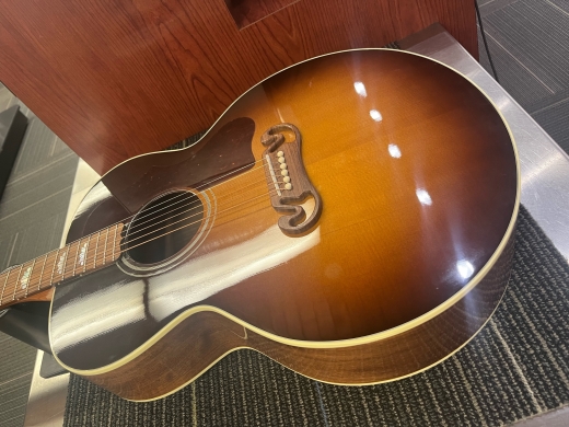Gibson SJ-200 Studio 2